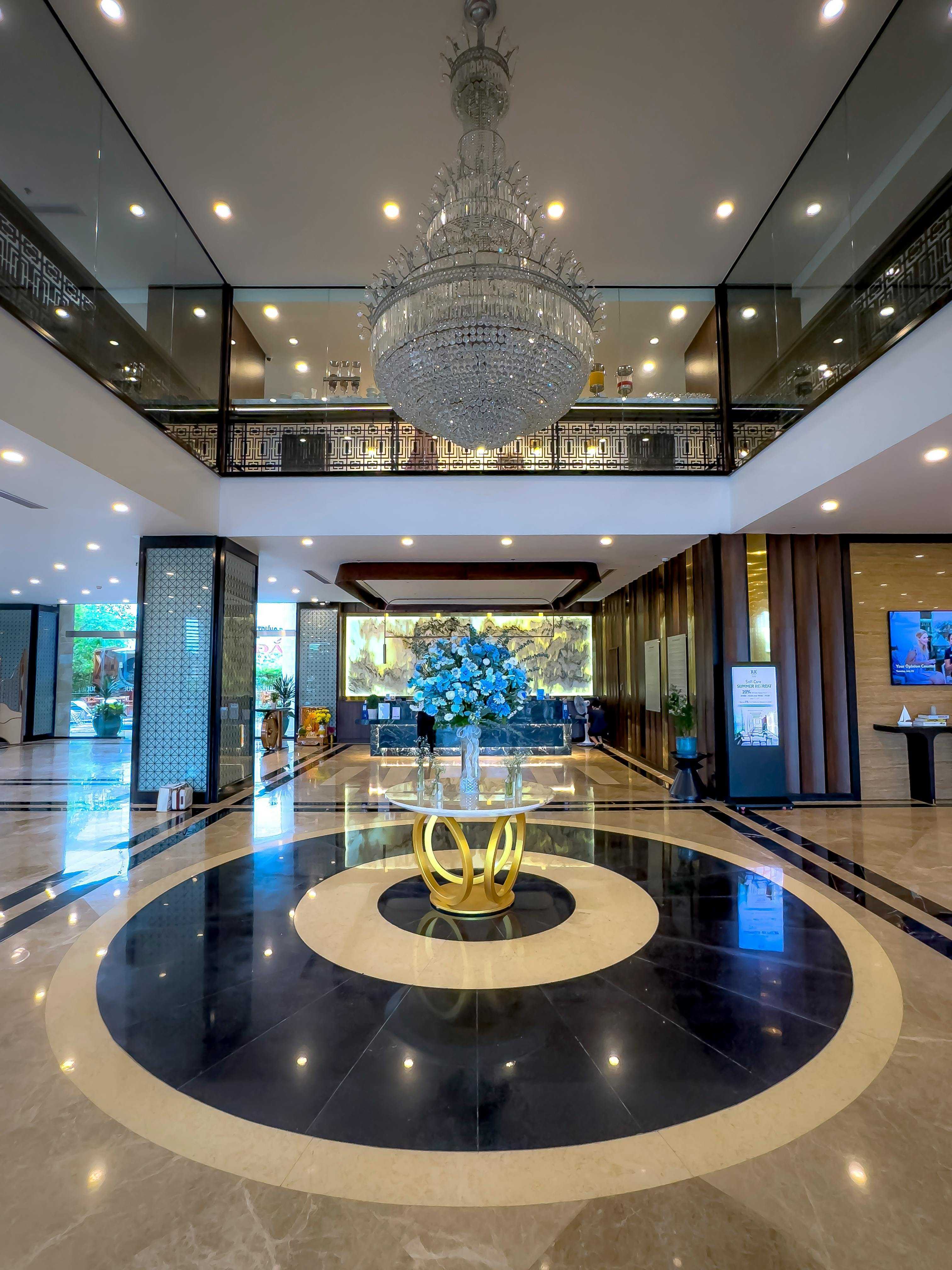 Elegant lobby